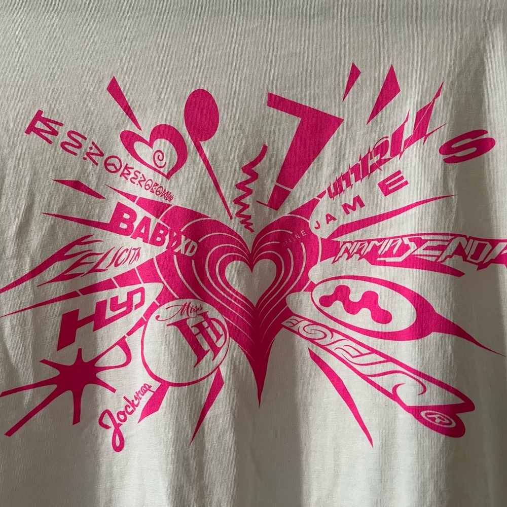 PC Music Love Goes On white tshirt - Picture 2 of 5